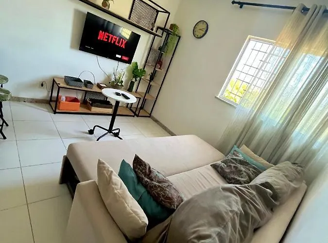 Apartamento 3/4 Otima Localizacao